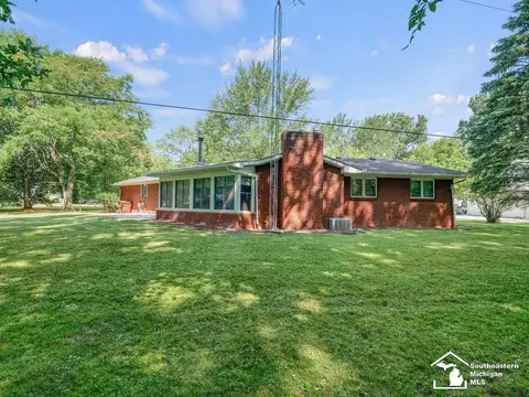 Exterior - 3140 Comboni, Monroe, MI 48162 photo 6 of 6