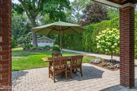 Exterior - 759 Washington, Grosse Pointe, MI 48230 photo 5 of 8