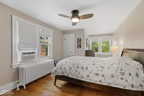 Bedroom - 759 Washington, Grosse Pointe, MI 48230 photo 1 of 4