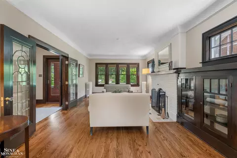 Living - 759 Washington, Grosse Pointe, MI 48230 photo 4 of 6