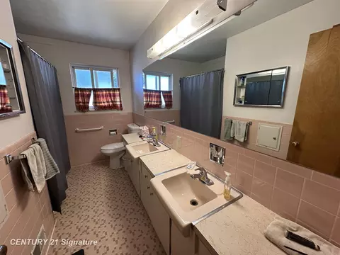 Bath - 412 Chestnut, Flushing, MI 48433 photo 1 of 1