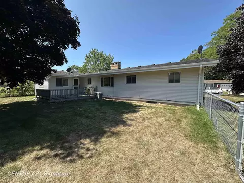 Exterior - 412 Chestnut, Flushing, MI 48433 photo 6 of 6