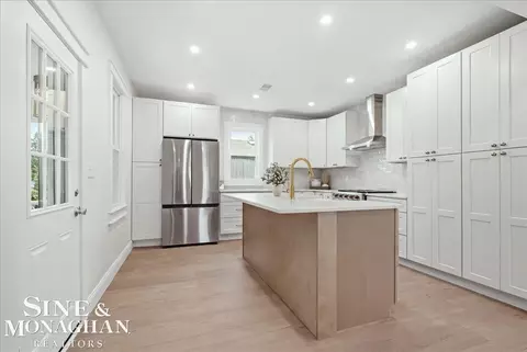 Kitchen - 1015 Cass, Saint Clair, MI 48079 photo 5 of 6