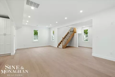 Living - 1015 Cass, Saint Clair, MI 48079 photo 4 of 10