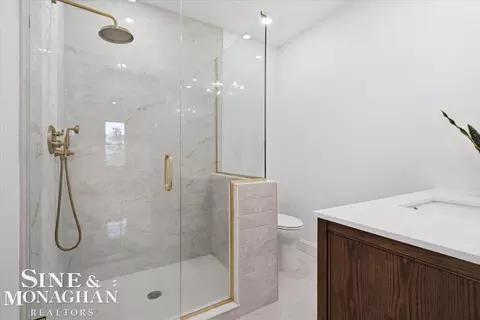 Bath - 1015 Cass, Saint Clair, MI 48079 photo 1 of 6