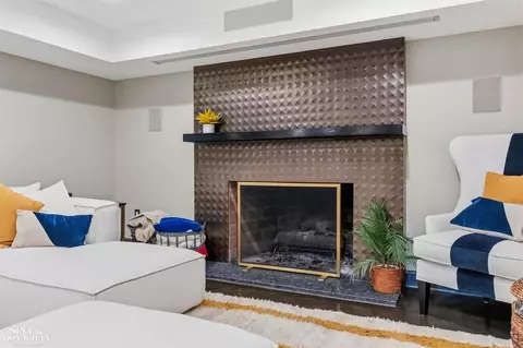 Living - 797 Trombley, Grosse Pointe Park, MI 48230 photo 10 of 10