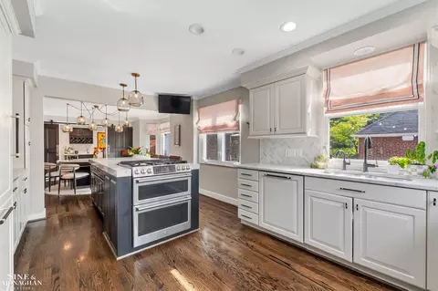 Kitchen - 797 Trombley, Grosse Pointe Park, MI 48230 photo 6 of 11