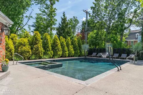 Exterior - 797 Trombley, Grosse Pointe Park, MI 48230 photo 6 of 12