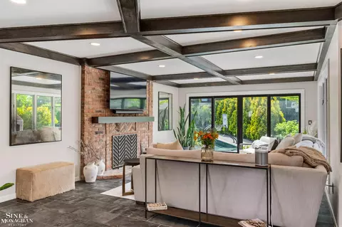 Living - 797 Trombley, Grosse Pointe Park, MI 48230 photo 5 of 10