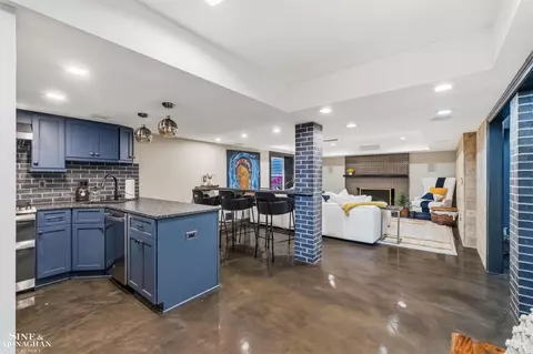 Kitchen - 797 Trombley, Grosse Pointe Park, MI 48230 photo 11 of 11