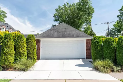 Exterior - 797 Trombley, Grosse Pointe Park, MI 48230 photo 11 of 12