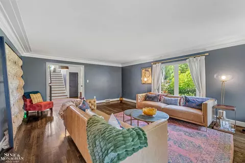 Living - 797 Trombley, Grosse Pointe Park, MI 48230 photo 4 of 10