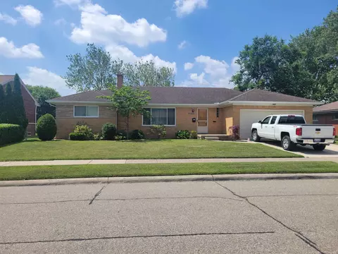 22700 Barton, Saint Clair Shores, MI 48081