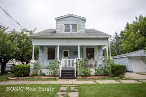 1101 S Farragut, Bay City, MI 48708