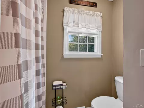 Bath - 2811 Huckleberry Trl, Farwell, MI 48622 photo 3 of 3