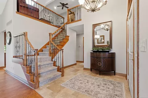 Entry Way - 20875 Irwin, Armada, MI 48005 photo 2 of 4