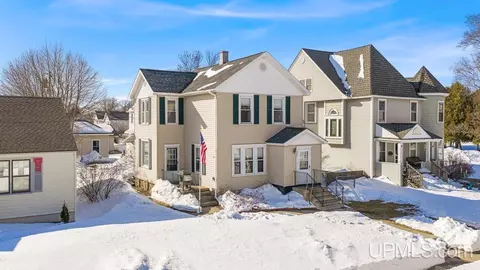 304 S 7th, Escanaba, MI 49829