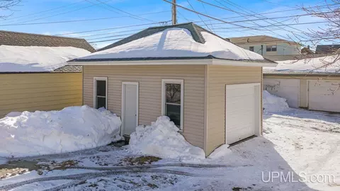 304 S 7th, Escanaba, MI 49829 photo 39