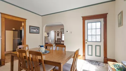 304 S 7th, Escanaba, MI 49829 photo 12