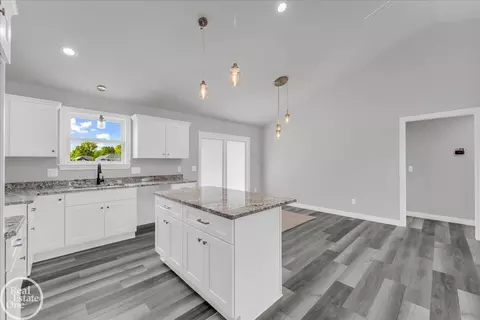 227 Shelldrake #38, Saint Clair, MI 48079 photo 5