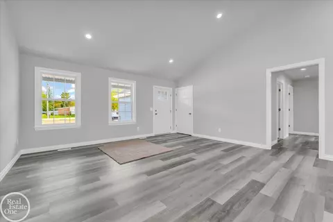 227 Shelldrake #38, Saint Clair, MI 48079 photo 3
