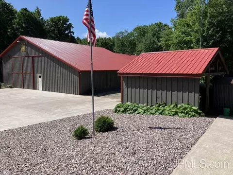 Exterior - n3395 Raspberry Lane, Munising, MI 49862 photo 8 of 9