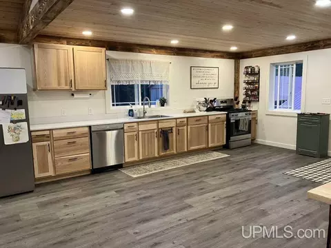 Kitchen - n3395 Raspberry Lane, Munising, MI 49862 photo 2 of 3