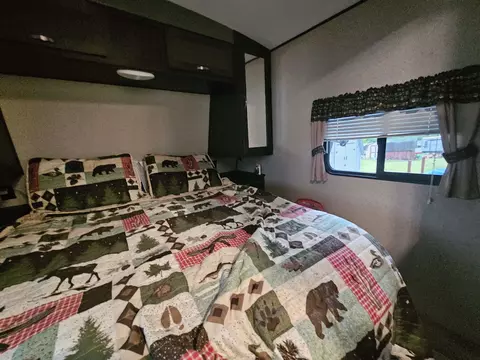 Bedroom - 3200 E Arnold Lk #31, Harrison, MI 48625 photo 2 of 3