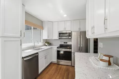 Kitchen - 650 Dane, Monroe, MI 48162 photo 1 of 4