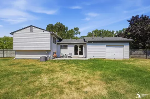 Exterior - 650 Dane, Monroe, MI 48162 photo 7 of 13