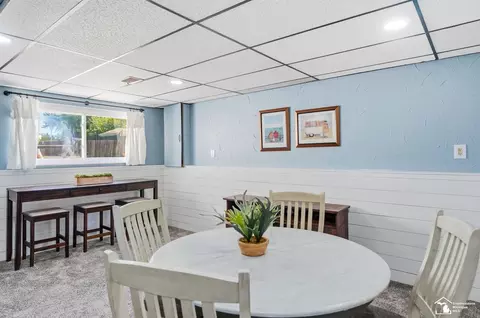 Dining - 650 Dane, Monroe, MI 48162 photo 5 of 6