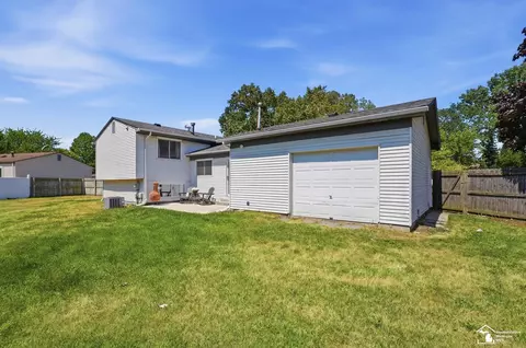 Exterior - 650 Dane, Monroe, MI 48162 photo 6 of 13