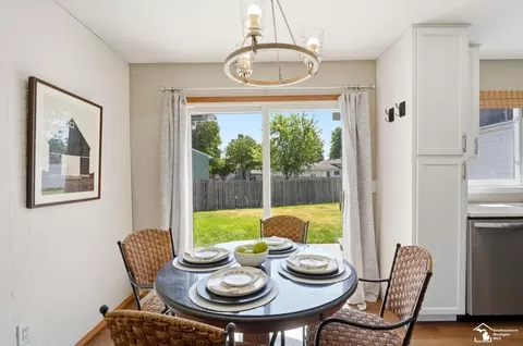 Dining - 650 Dane, Monroe, MI 48162 photo 1 of 6