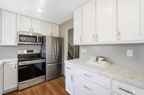 Kitchen - 650 Dane, Monroe, MI 48162 photo 4 of 4