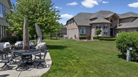 Exterior - 18913 Strongford, Macomb, MI 48044 photo 5 of 9
