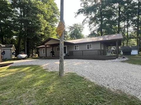 Exterior - 5230 Pointview, Harrison, MI 48625 photo 4 of 11