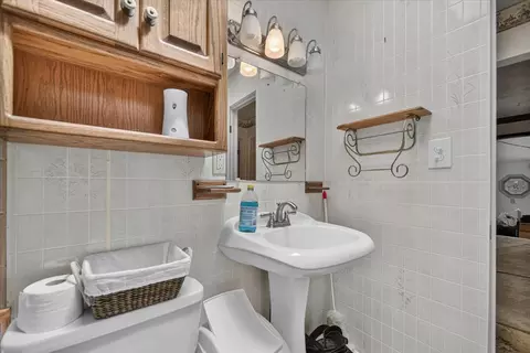 Bath - 1792 E Lansing, Morrice, MI 48857 photo 2 of 2