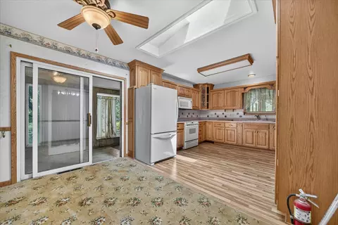 Kitchen - 1792 E Lansing, Morrice, MI 48857 photo 3 of 4