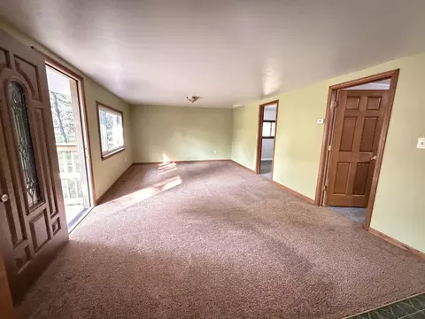 Living - 619 Beverly, Harrison, MI 48625 photo 4 of 4