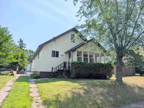 125 Hooper, Kingsford, MI 49802