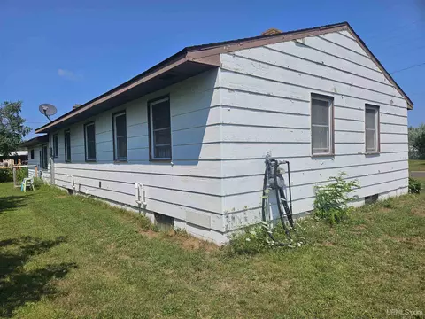 Exterior - 10 Balsam, White Pine, MI 49971 photo 3 of 3