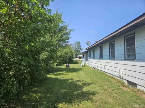 Exterior - 10 Balsam, White Pine, MI 49971 photo 2 of 3