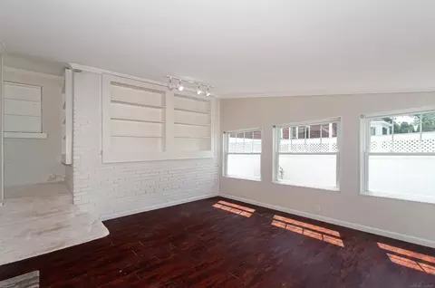 Living - 891 Washington, Grosse Pointe, MI 48230 photo 7 of 8