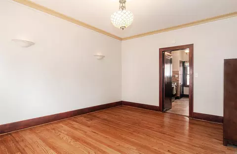 Living - 891 Washington, Grosse Pointe, MI 48230 photo 5 of 8