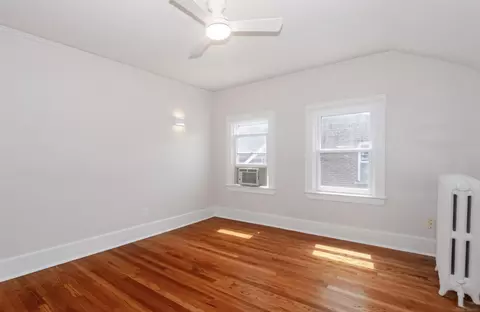 Bedroom - 891 Washington, Grosse Pointe, MI 48230 photo 5 of 9