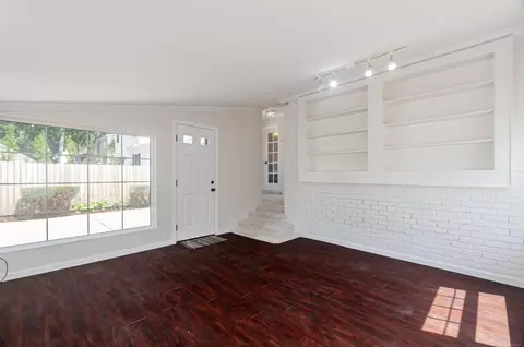 Living - 891 Washington, Grosse Pointe, MI 48230 photo 8 of 8