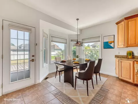 Dining - 774 Windsor, Monroe, MI 48161 photo 1 of 2
