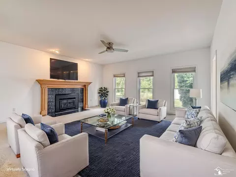 Living - 774 Windsor, Monroe, MI 48161 photo 7 of 7
