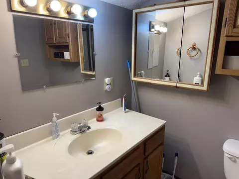 Bath - 2176 Jefferson, Harrison, MI 48625 photo 3 of 5
