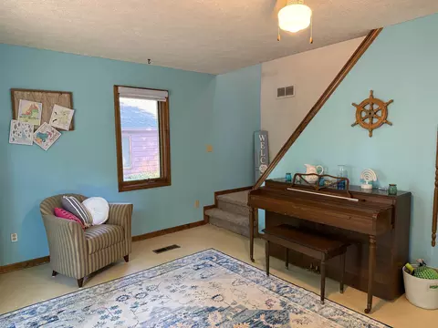 Living - 2176 Jefferson, Harrison, MI 48625 photo 3 of 3